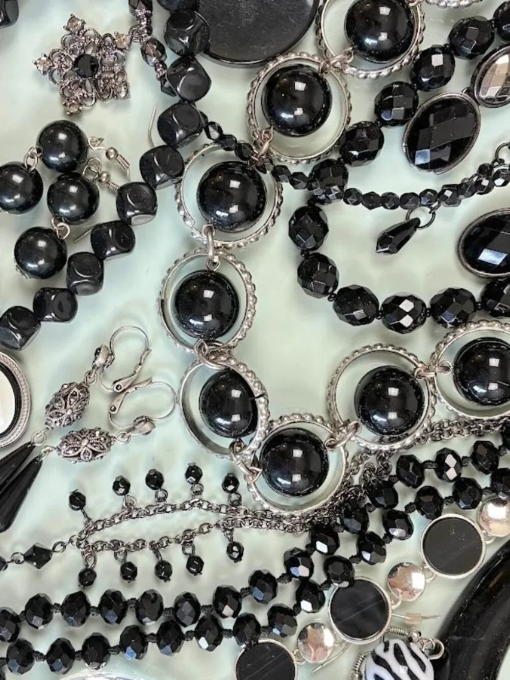Jewelry Lot Black Silver/Gold Tone Wearable Costume Resell 28 pc 1+ lb Halloween